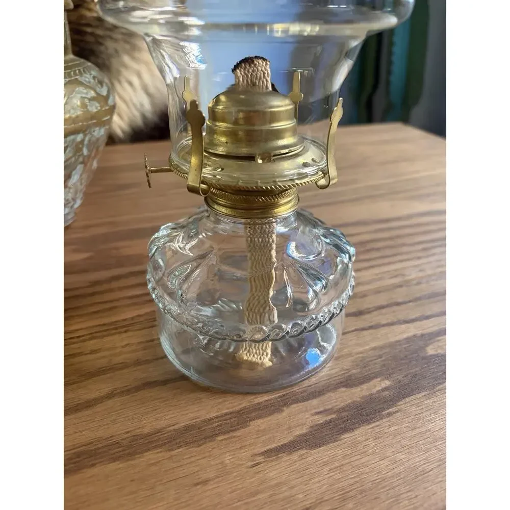Vintage Clear Glass Oil Lamp Small Lamp With Clear Glass Chimney